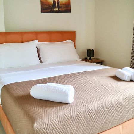 Crown Deluxe Apartments Sarandë Exteriér fotografie