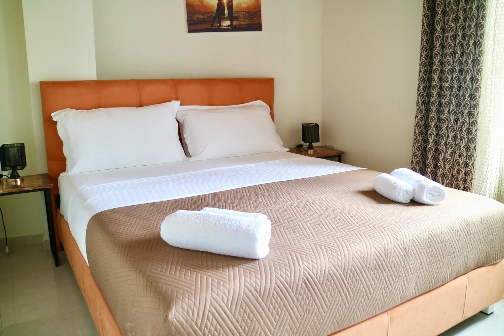 Crown Deluxe Apartments Sarandë Exteriér fotografie