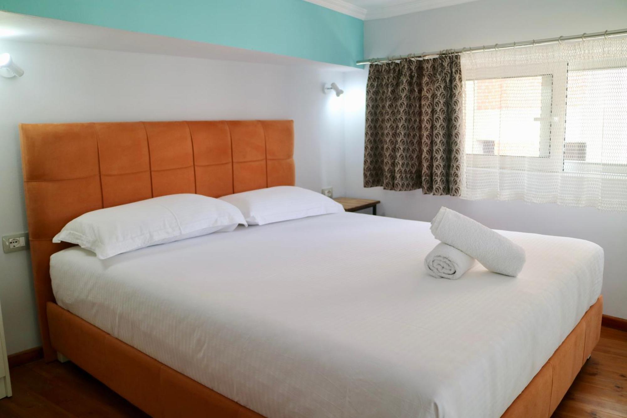 Crown Deluxe Apartments Sarandë Exteriér fotografie