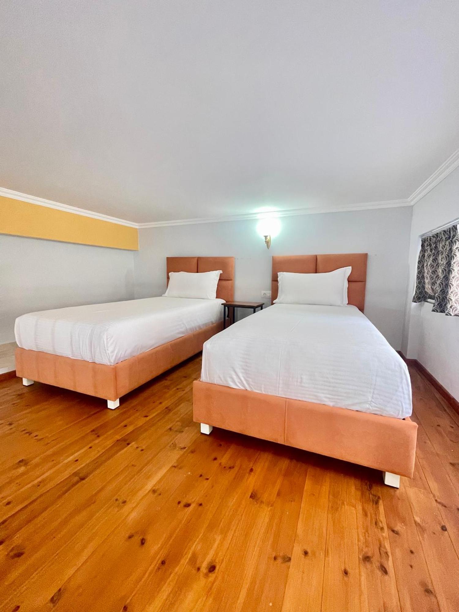Crown Deluxe Apartments Sarandë Exteriér fotografie