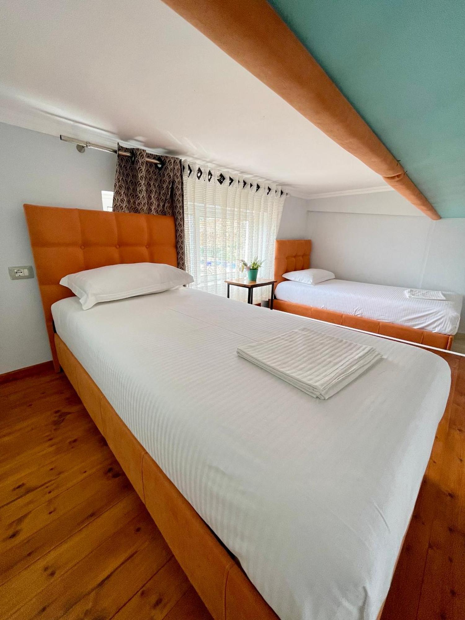 Crown Deluxe Apartments Sarandë Exteriér fotografie