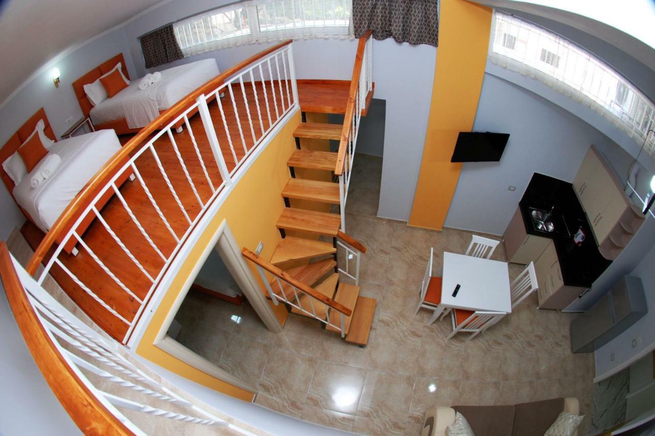 Crown Deluxe Apartments Sarandë Exteriér fotografie
